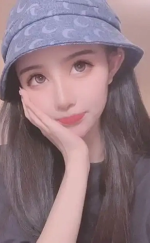 《姐姐真漂亮》完整版歌词主题阅读：重复带来的强调